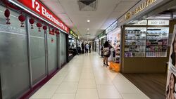 Lucky Plaza (D9), Retail #532532191